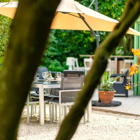 Le Clos Des Roches Hébergement de vacances *