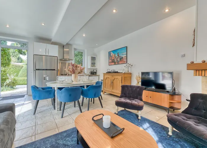 Le Clos Des Roches Holiday home *